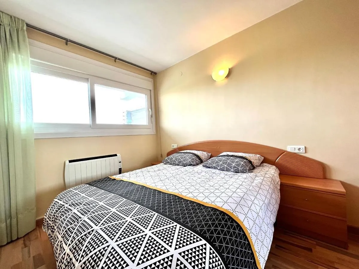 Oriol Center Apartments 0*, Platja d'Aro Spain