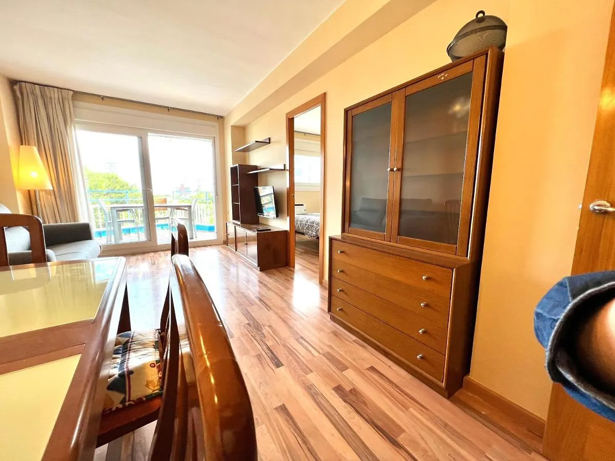 Oriol Center Apartments
