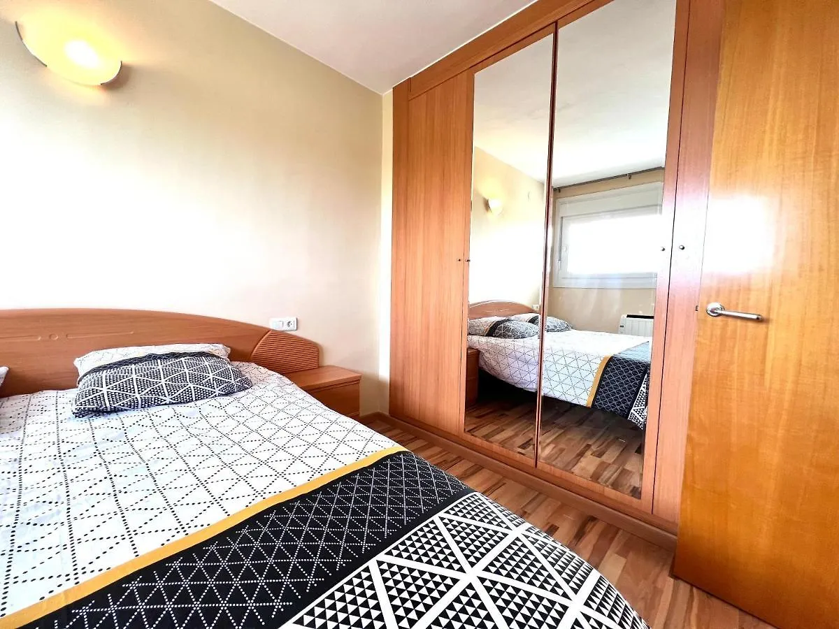 Oriol Center Apartments