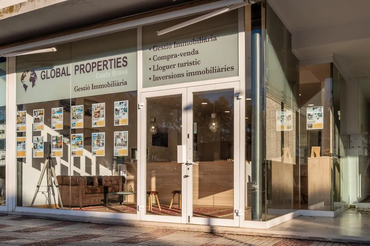 Oriol Center Apartments 0*, Platja d'Aro