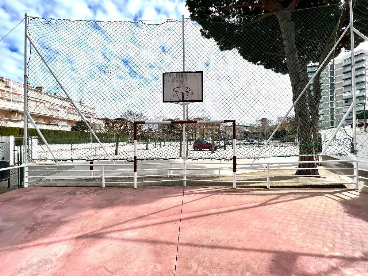 Oriol Center Apartments