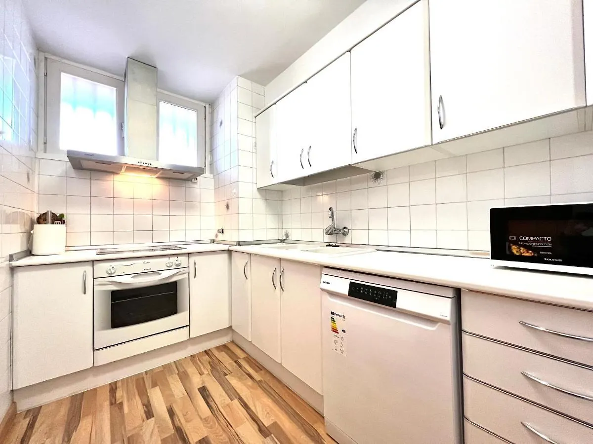 Oriol Center Apartments 0*, Platja d'Aro