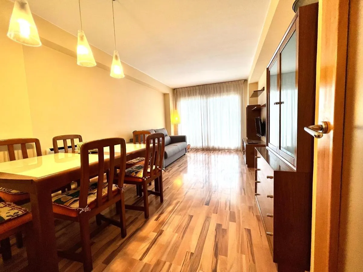 Oriol Center Apartments